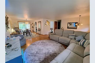 1548 Berryman Ave, South Park, PA 15129 - Photo 6