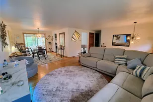 1548 Berryman Ave, South Park, PA 15129 - Photo 6