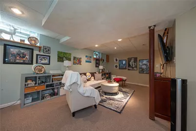 67 Ridge Rd, Pittsburgh, PA 15221 - Photo 10