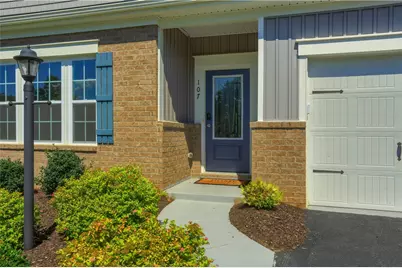 107 Deana Dr, Robinson Twp, PA 15136 - Photo 2