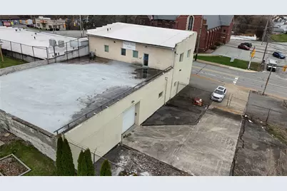 537 Lincoln Hwy, East McKeesport, PA 15035 - Photo 2