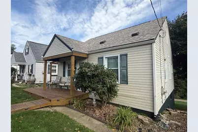 1504 16th Ave, Beaver Falls, PA 15010 - Photo 2