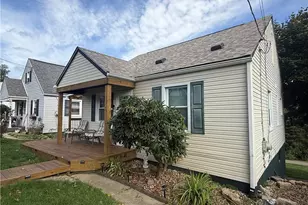 1504 16th Ave, Beaver Falls, PA 15010 - Photo 2
