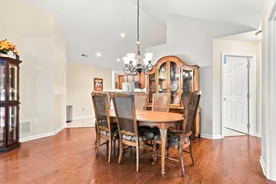 2084 Isleworth, Cranberry Township, PA 16066 - Photo 10