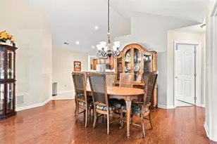 2084 Isleworth, Cranberry Township, PA 16066 - Photo 10