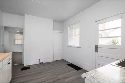 517 3rd Ave #1, Carnegie, PA 15106 - Photo 6