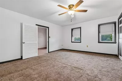 32 E Main St, W Middletown, PA 15379 - Photo 12
