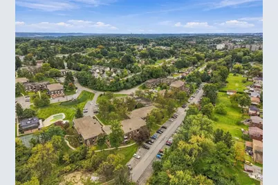 913 Forest Green Dr, Moon/Crescent Twp, PA 15108 - Photo 32