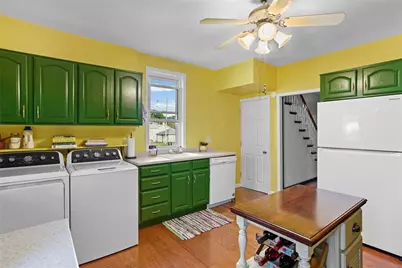 925 Walnut St, Springdale Boro, PA 15144 - Photo 16