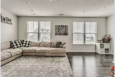 4052 Overview Dr, Canonsburg, PA 15317 - Photo 4