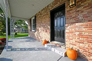 864 Clay Pike, North Huntingdon, PA 15642 - Photo 4