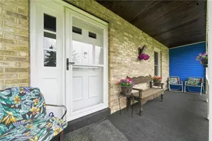1109 S Grandview St, Youngwood, PA 15697 - Photo 2