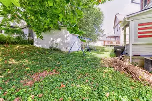 1030 Knoll St, Aliquippa, PA 15001 - Photo 6