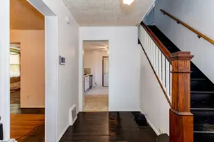 1030 Knoll St, Aliquippa, PA 15001 - Photo 24