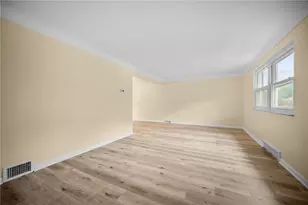4710 Bowes Ave, West Mifflin, PA 15122 - Photo 6