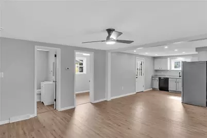 577 Jefferson St, Rochester, PA 15074 - Photo 12