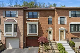 642 Woodcrest Dr, Robinson Twp, PA 15205 - Photo 1