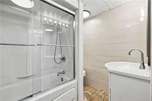 102 Peasant Village Ln, Rostraver, PA 15012 - Photo 40