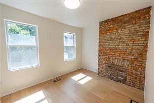 5162 Natrona Wy, Pittsburgh, PA 15201 - Photo 4