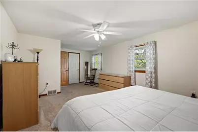322 E Bruceton Rd, Pittsburgh, PA 15236 - Photo 22