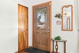 145 Michigan Ave, Lower Burrell, PA 15068 - Photo 6