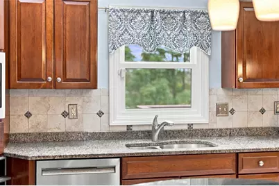 204 Farmview Ct, Cranberry Township, PA 16066 - Photo 10