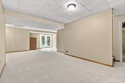 204 Farmview Ct, Cranberry Township, PA 16066 - Photo 34