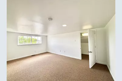 507 Gaskill Ave, Jeannette, PA 15644 - Photo 10