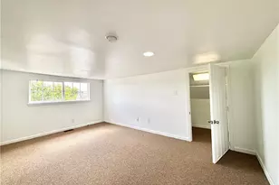 507 Gaskill Ave, Jeannette, PA 15644 - Photo 10