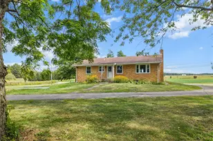 3205 Eastbrook Volant Rd, Hickory Township, PA 16156 - Photo 18