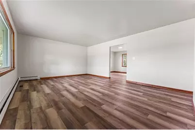 3205 Eastbrook Volant Rd, Hickory Township, PA 16156 - Photo 8