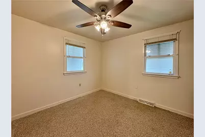1605 Tyler St, Aliquippa, PA 15001 - Photo 8