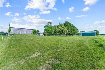3205 Eastbrook Volant Rd, Hickory Township, PA 16156 - Photo 6