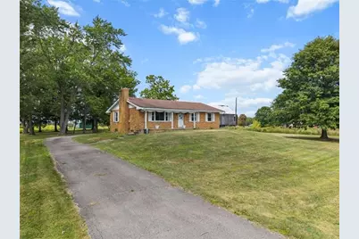 3205 Eastbrook Volant Rd, Hickory Township, PA 16156 - Photo 10