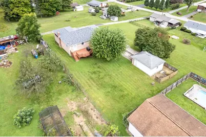 902 Central Drive, New Eagle, PA 15067 - Photo 34