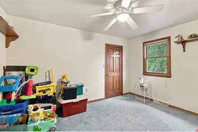 902 Central Drive, New Eagle, PA 15067 - Photo 24