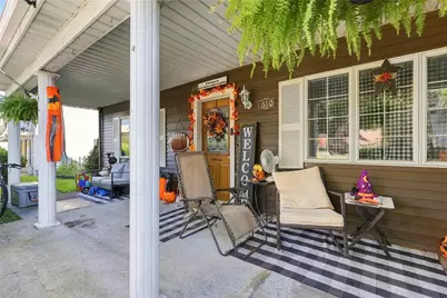 610 1st St, Vanderbilt, PA 15486 - Photo 2