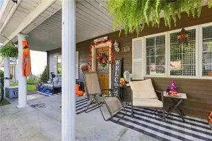 610 1st St, Vanderbilt, PA 15486 - Photo 2