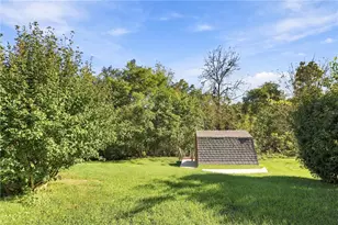 610 1st St, Vanderbilt, PA 15486 - Photo 16