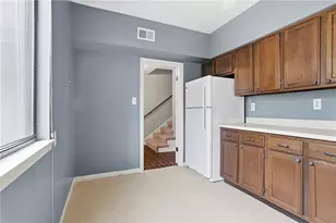 1559 Pinehurst Dr, Pittsburgh, PA 15241 - Photo 10