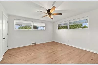 121 Crescent St, Evans City, PA 16033 - Photo 26