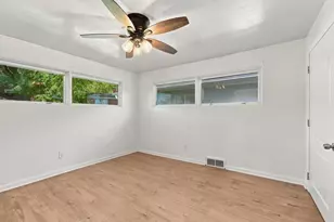 121 Crescent St, Evans City, PA 16033 - Photo 22