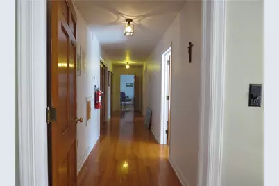 319 N Broad St, Grove City Boro, PA 16127 - Photo 28