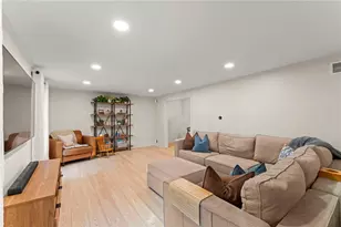 1266 Delfield Dr, Bethel Park, PA 15102 - Photo 8
