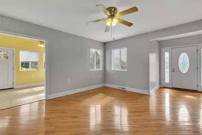 351 Center Grange Rd, Center Township, PA 15061 - Photo 8