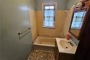114 & 114-1/2 Wylie Ave, North Strabane, PA 15363 - Photo 12