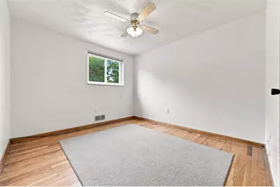 2133 Saint Leo St, Pittsburgh, PA 15203 - Photo 16