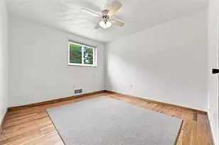 2133 St Leo St, Pittsburgh, PA 15203 - Photo 16