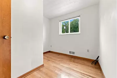 2133 Saint Leo St, Pittsburgh, PA 15203 - Photo 18