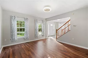 502 Meade Dr, Robinson Twp, PA 15136 - Photo 4